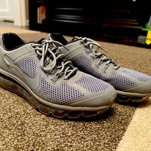 Nike USATF 13. Size 8